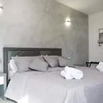 Pacifico Bed & Breakfast 4*