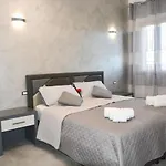 Pacifico Bed & Breakfast