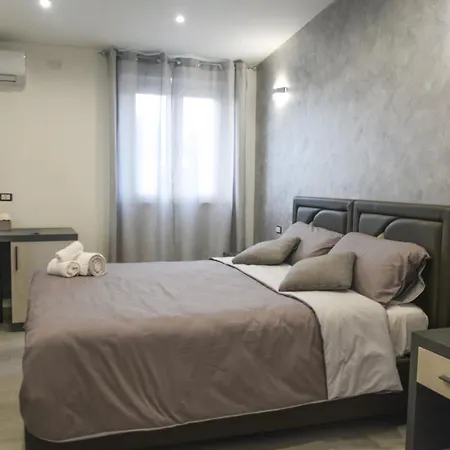 Bed & Breakfast Pacifico 4*